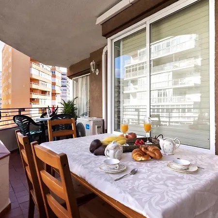 Playa Malagueta-canovas, 8 Personas Apartment