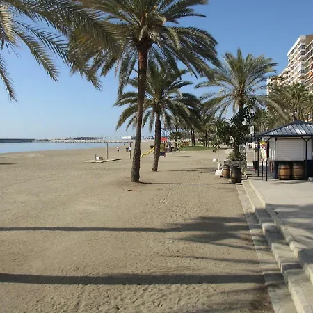 Playa Malagueta-canovas, 8 Personas Lejlighed *
